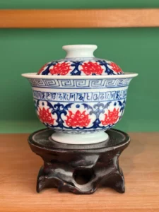 Scrolling Lotus Gaiwan — view 3