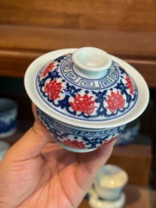 Scrolling Lotus Gaiwan — view 4
