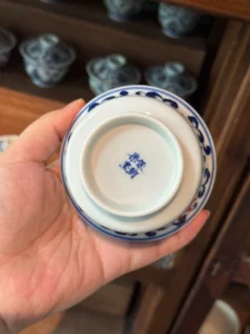 Scrolling Flowers Gaiwan — view 7