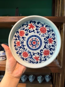 Scrolling Flowers Gaiwan — view 2