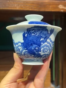 Playful Lions Gaiwan — view 6