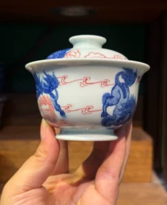 Playful Lions Gaiwan — view 4