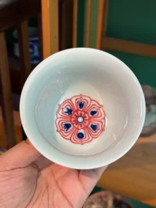 Scrolling Lotus Gaiwan — view 8