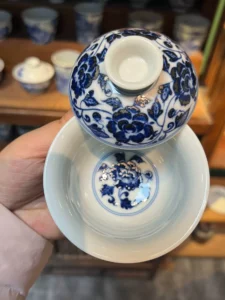 Scrolling Lotus Gaiwan — view 8