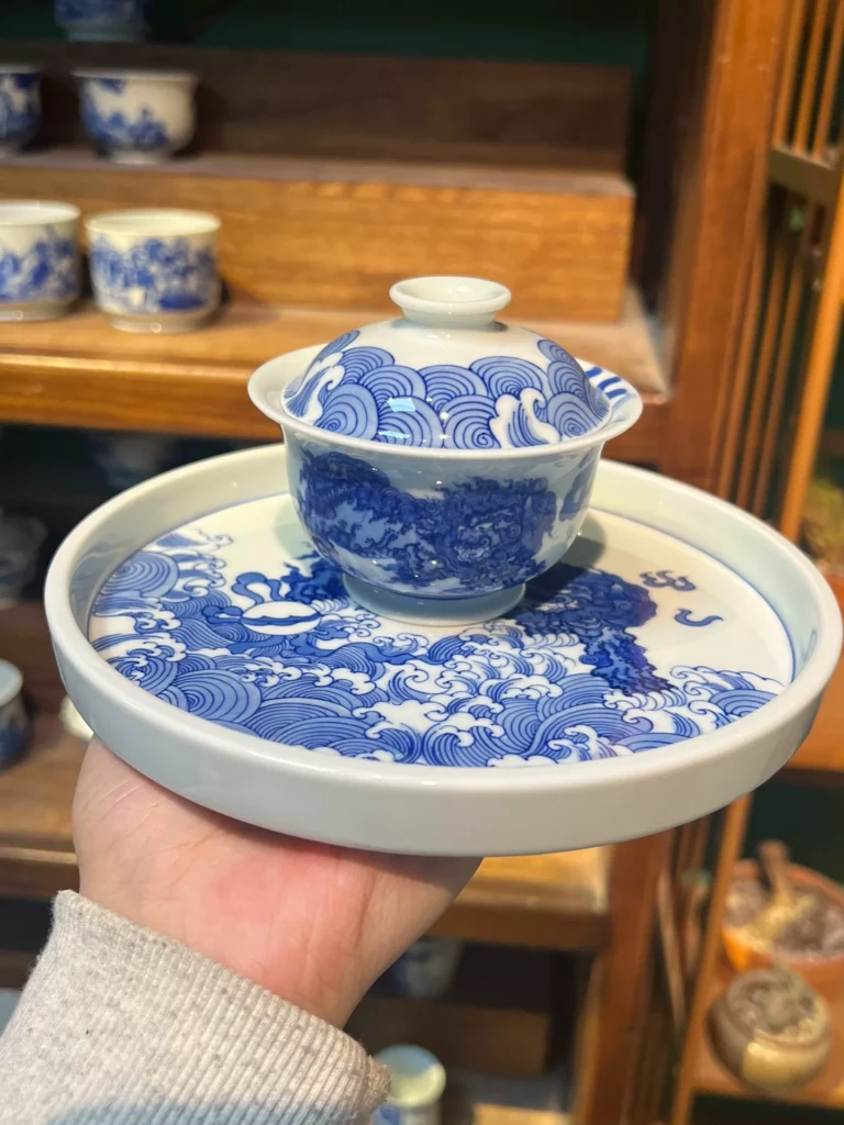 Playful Lions Gaiwan