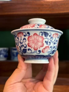 Scrolling Flowers Gaiwan — view 7