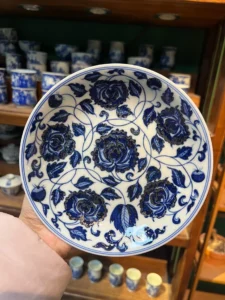 Peony Gaiwan — view 3