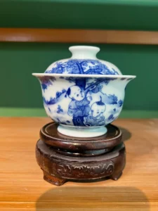 Children at Play Gaiwan — view 3