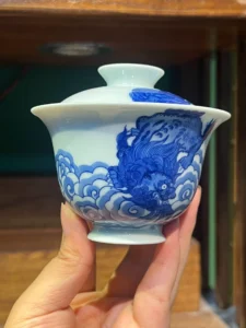 Playful Lions Gaiwan — view 7
