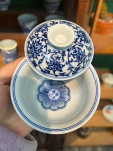 Scrolling Lotus Gaiwan — view 7
