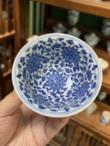 Scrolling Lotus Tea Cup