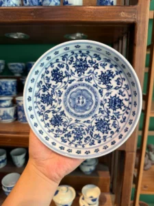 Scrolling Lotus Gaiwan — view 2