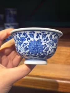 Scrolling Lotus Tea Cup