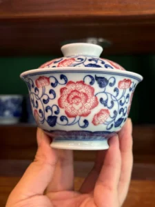 Scrolling Flowers Gaiwan — view 4