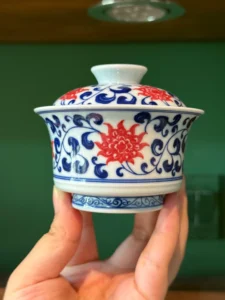 Scrolling Flowers Gaiwan — view 4