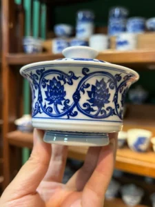 Scrolling Lotus Gaiwan — view 3