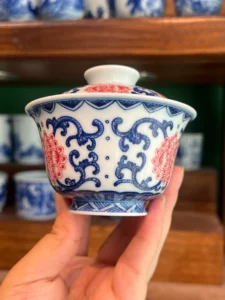 Scrolling Lotus Gaiwan — view 5