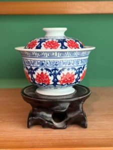 Scrolling Lotus Gaiwan — view 5