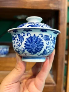 Scrolling Lotus Gaiwan — view 6