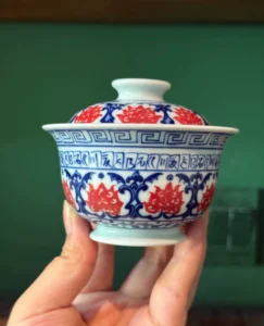 Scrolling Lotus Gaiwan — view 3