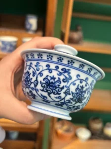 Scrolling Lotus Gaiwan — view 4
