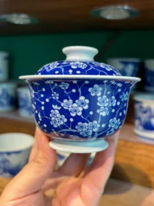 Plum Blossom Gaiwan — view 4