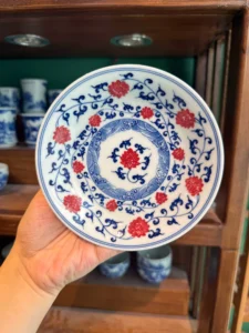 Scrolling Lotus Gaiwan — view 2