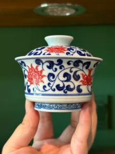 Scrolling Flowers Gaiwan — view 8