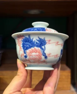 Playful Lions Gaiwan — view 3