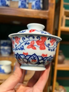 Scrolling Lotus Gaiwan — view 4