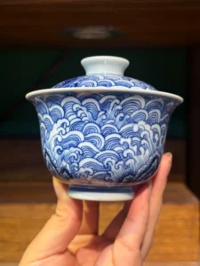 Waves & Cliffs Gaiwan — view 3
