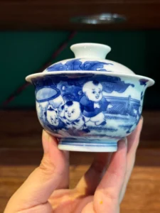 Children at Play Gaiwan — view 3