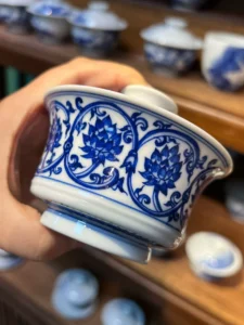 Scrolling Lotus Gaiwan — view 6