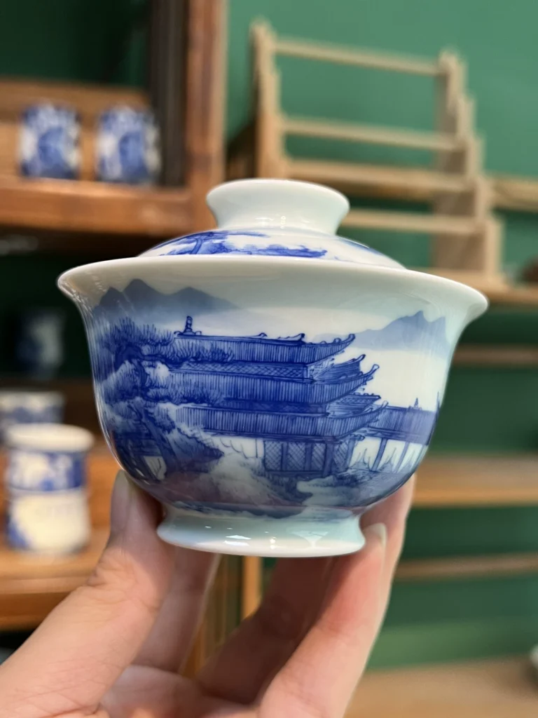 Mountain Landscape Gaiwan