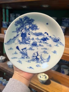Children at Play Gaiwan — view 2