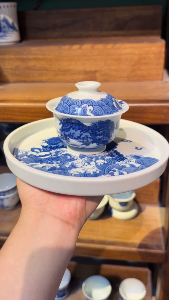 Ocean Waves Gaiwan